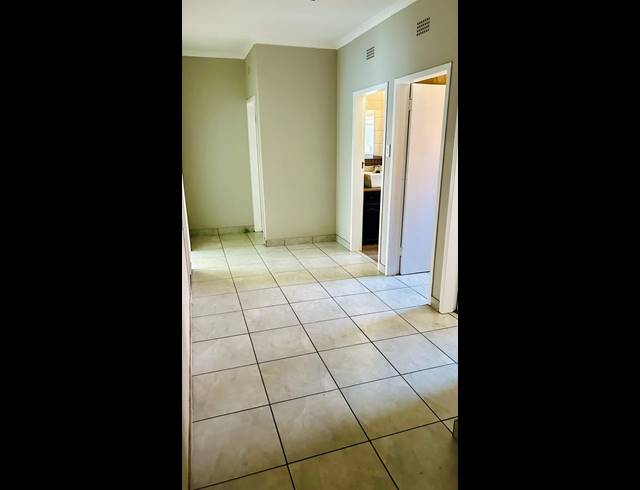 3 BEDROOM HOUSE TO LET IN VANDERBIJLPARK SE 2